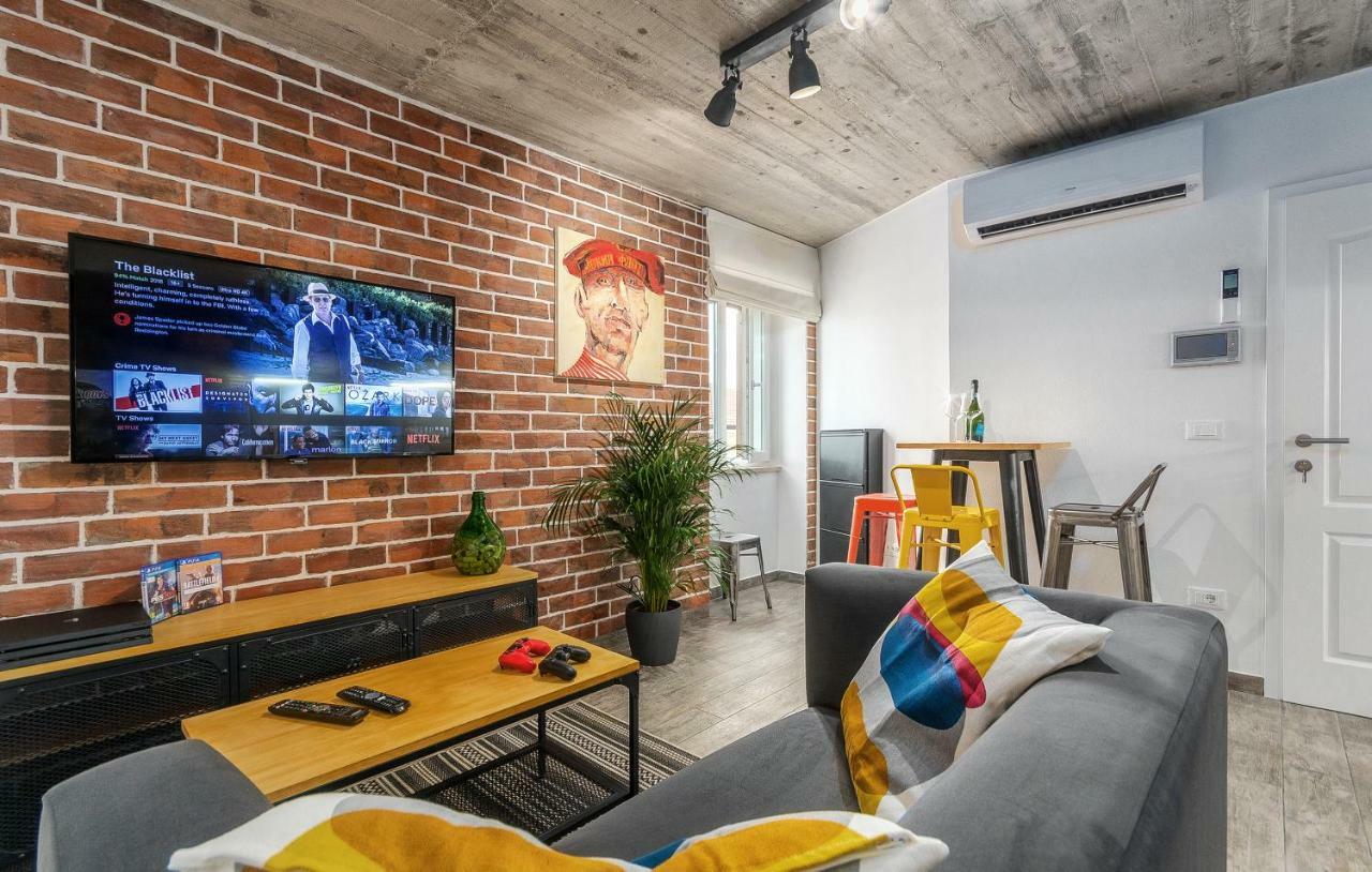 Orion Apartment Пореч Екстериор снимка